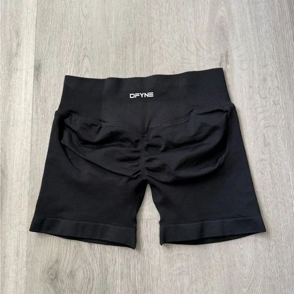 Midnight Black Dfyne Impact 4.5” Shorts size small - Picture 2 of 3